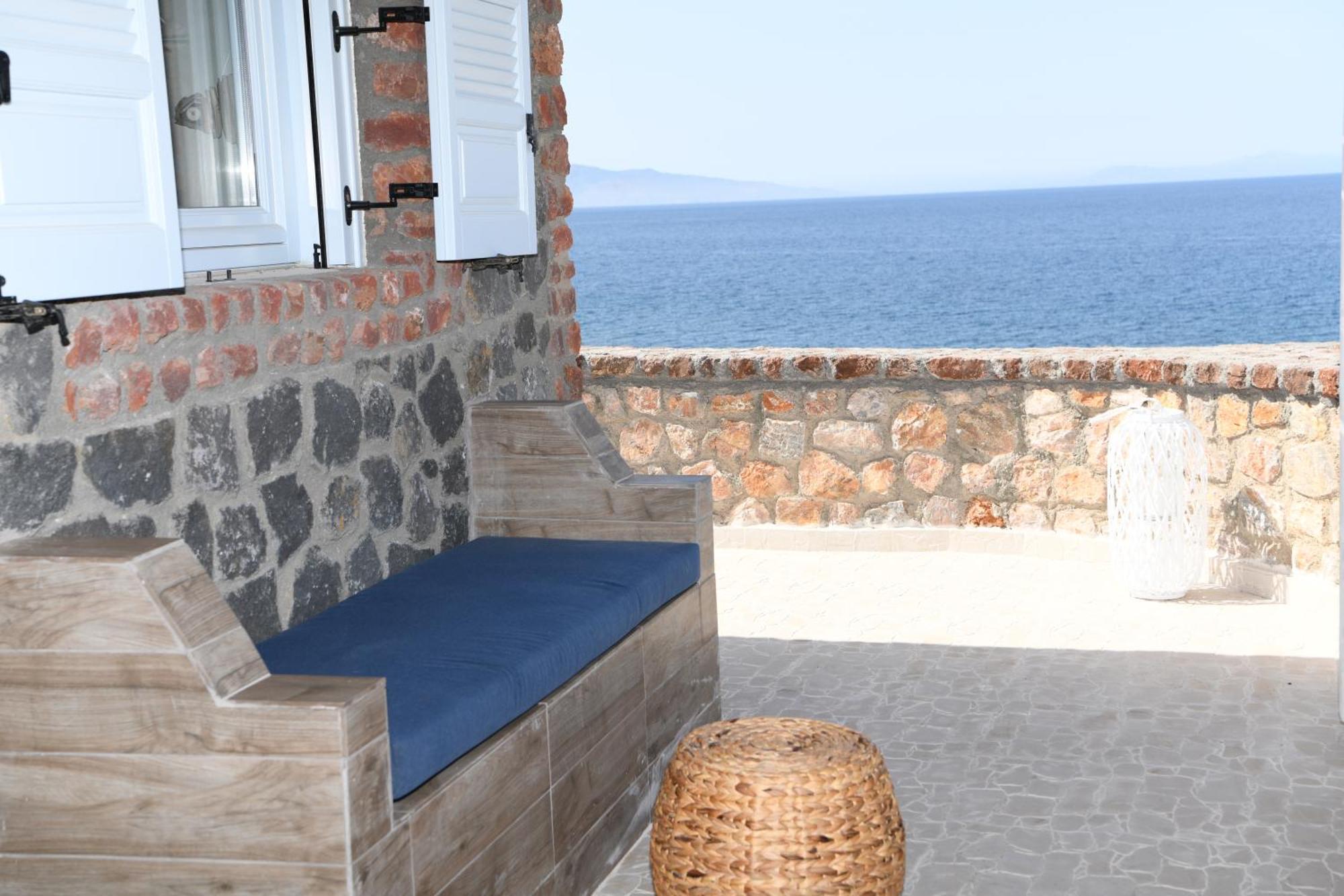 Starlight Luxury Seaside Villa & Suites Imerovígli Buitenkant foto
