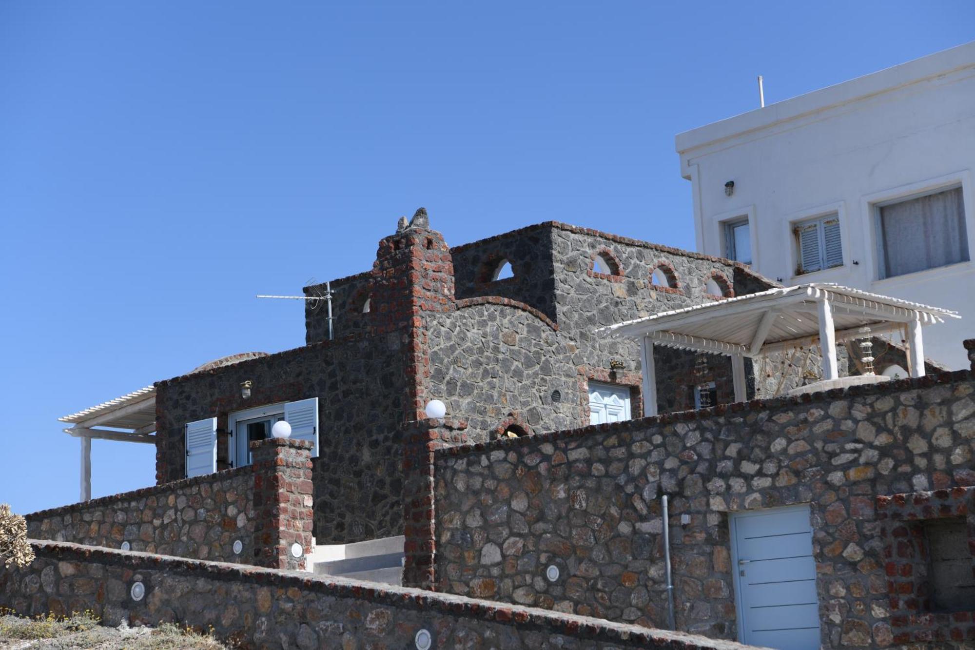 Starlight Luxury Seaside Villa & Suites Imerovígli Buitenkant foto