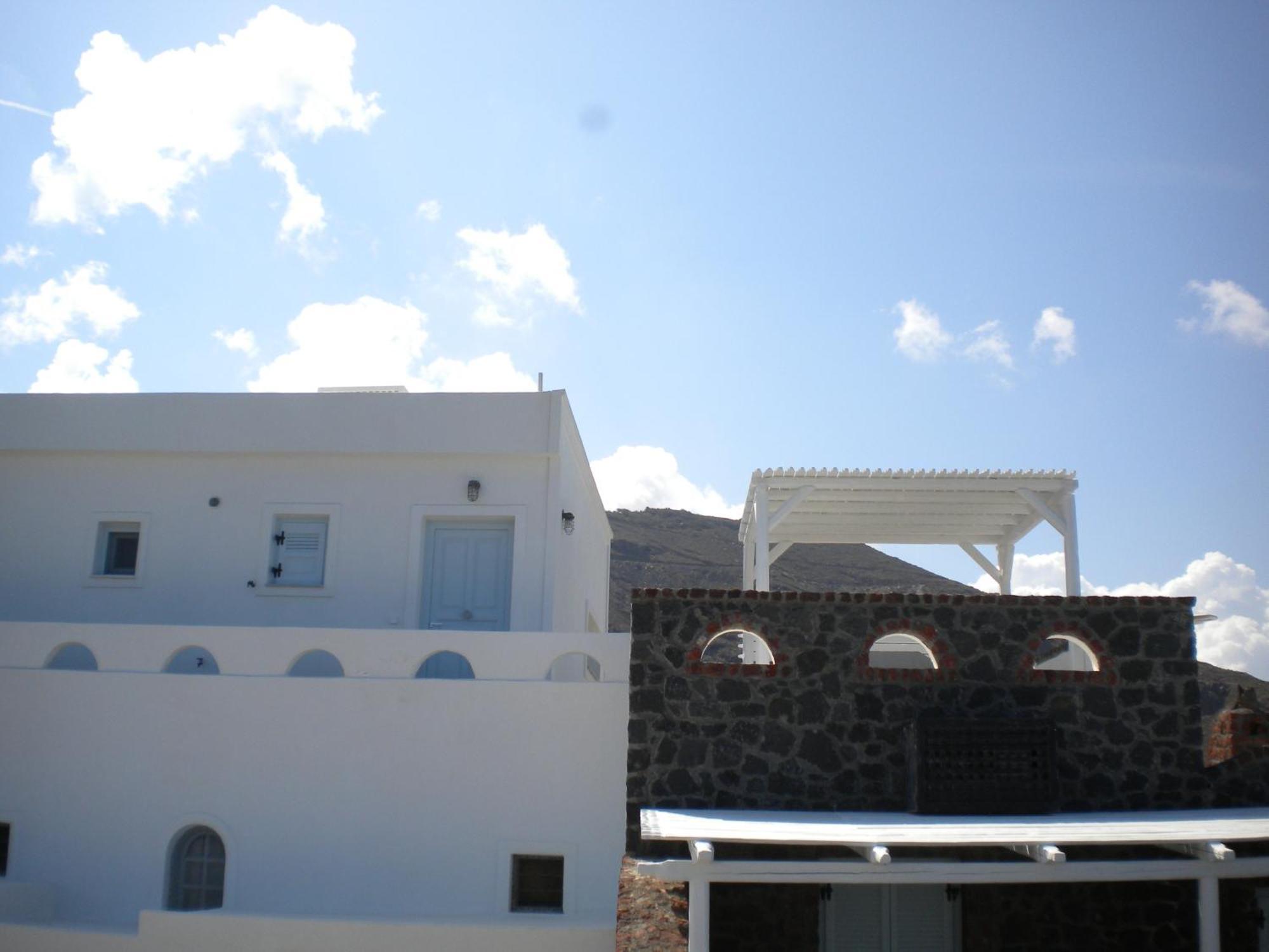 Starlight Luxury Seaside Villa & Suites Imerovígli Buitenkant foto